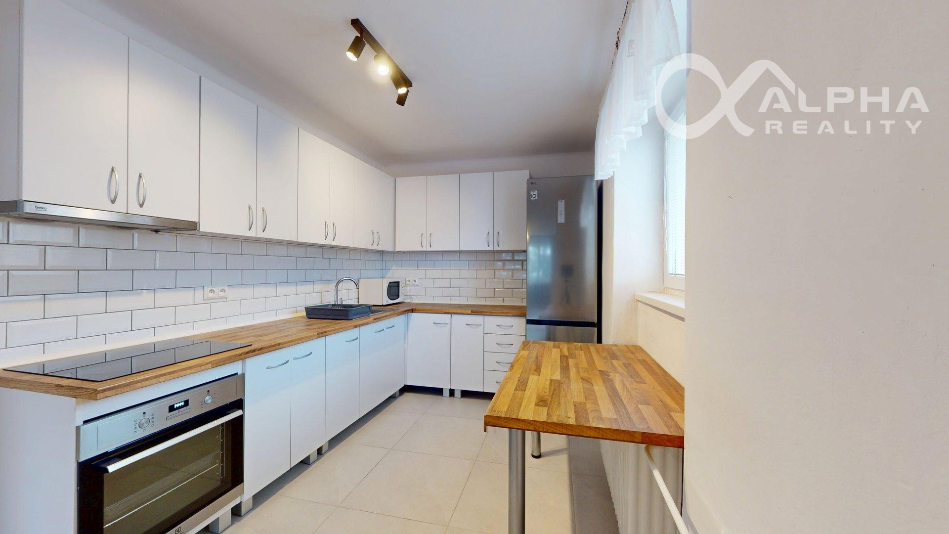 Prenájom 2 izbový byt s balkónom, centrum, Spišská Nová Ves