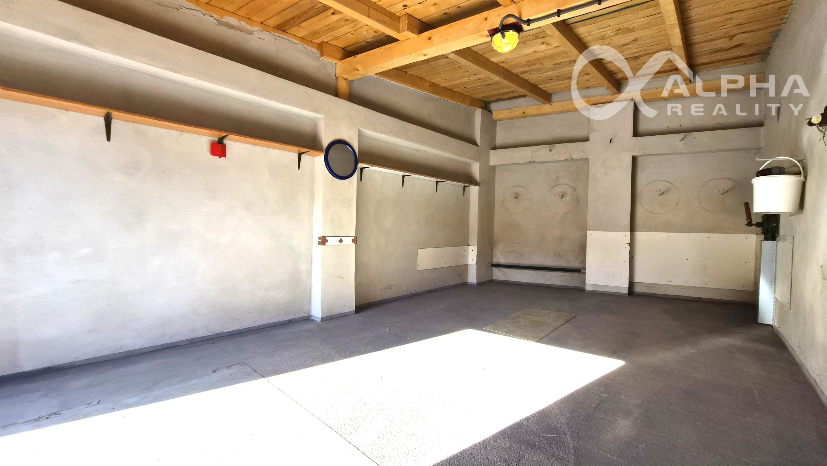 Prenájom garáž, centrum, Spišská Nová Ves