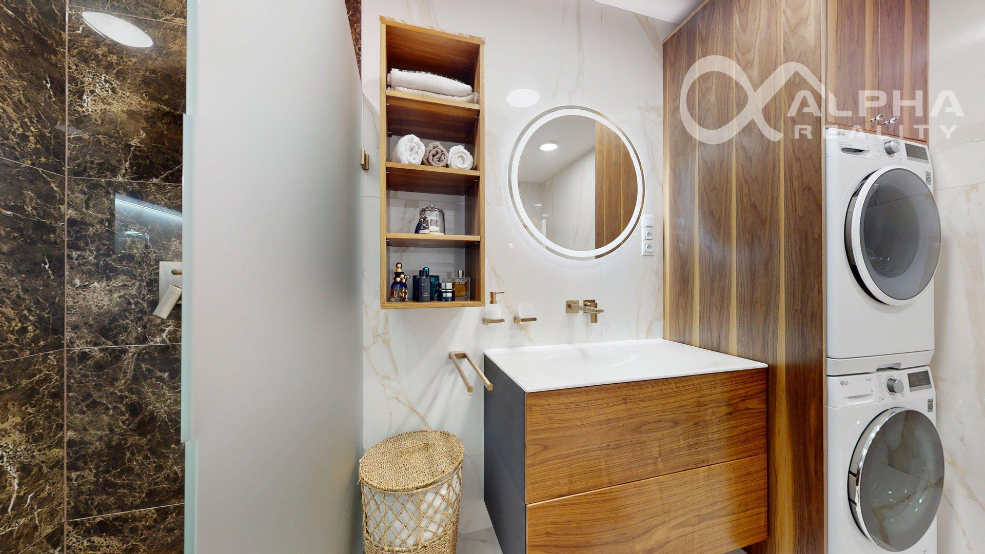 Nadštandardný 3i byt s loggiou, parkovaním, Tarča, Sp.N.Ves