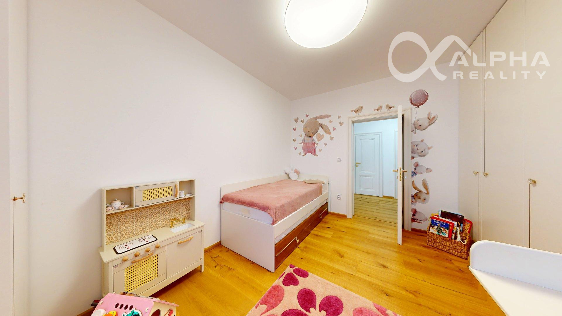 Nadštandardný 3i byt s loggiou, parkovaním, Tarča, Sp.N.Ves