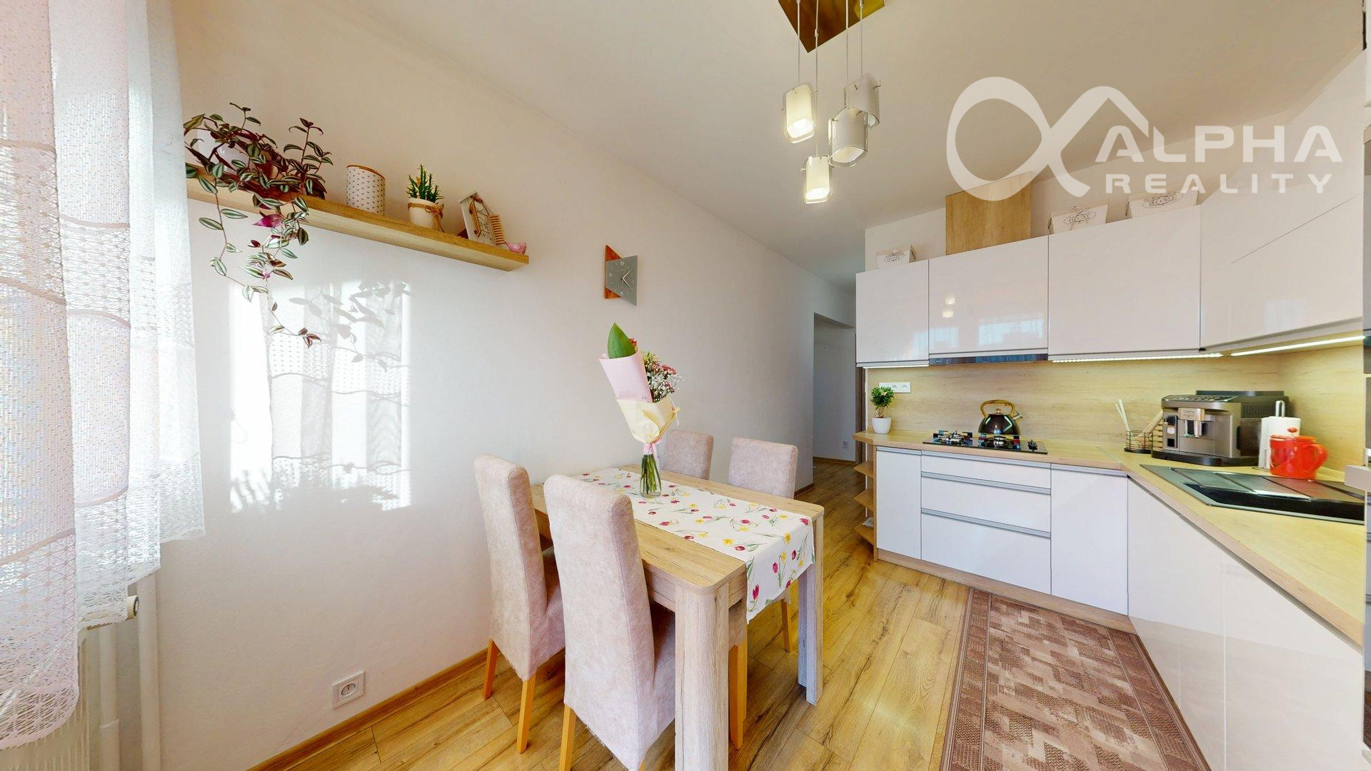 EXKLUZÍVNE 4i byt s loggiou, sídl. Východ, Spišská Nová Ves