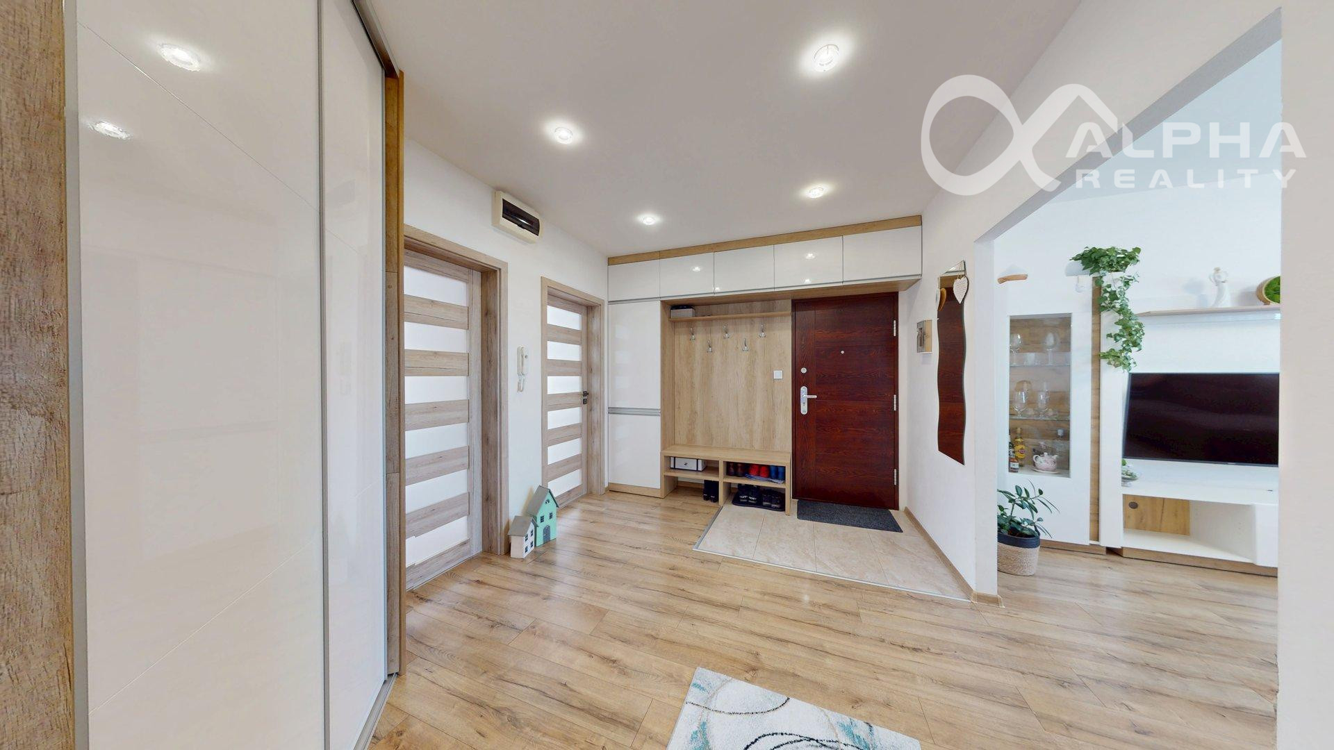 EXKLUZÍVNE 4i byt s loggiou, sídl. Východ, Spišská Nová Ves