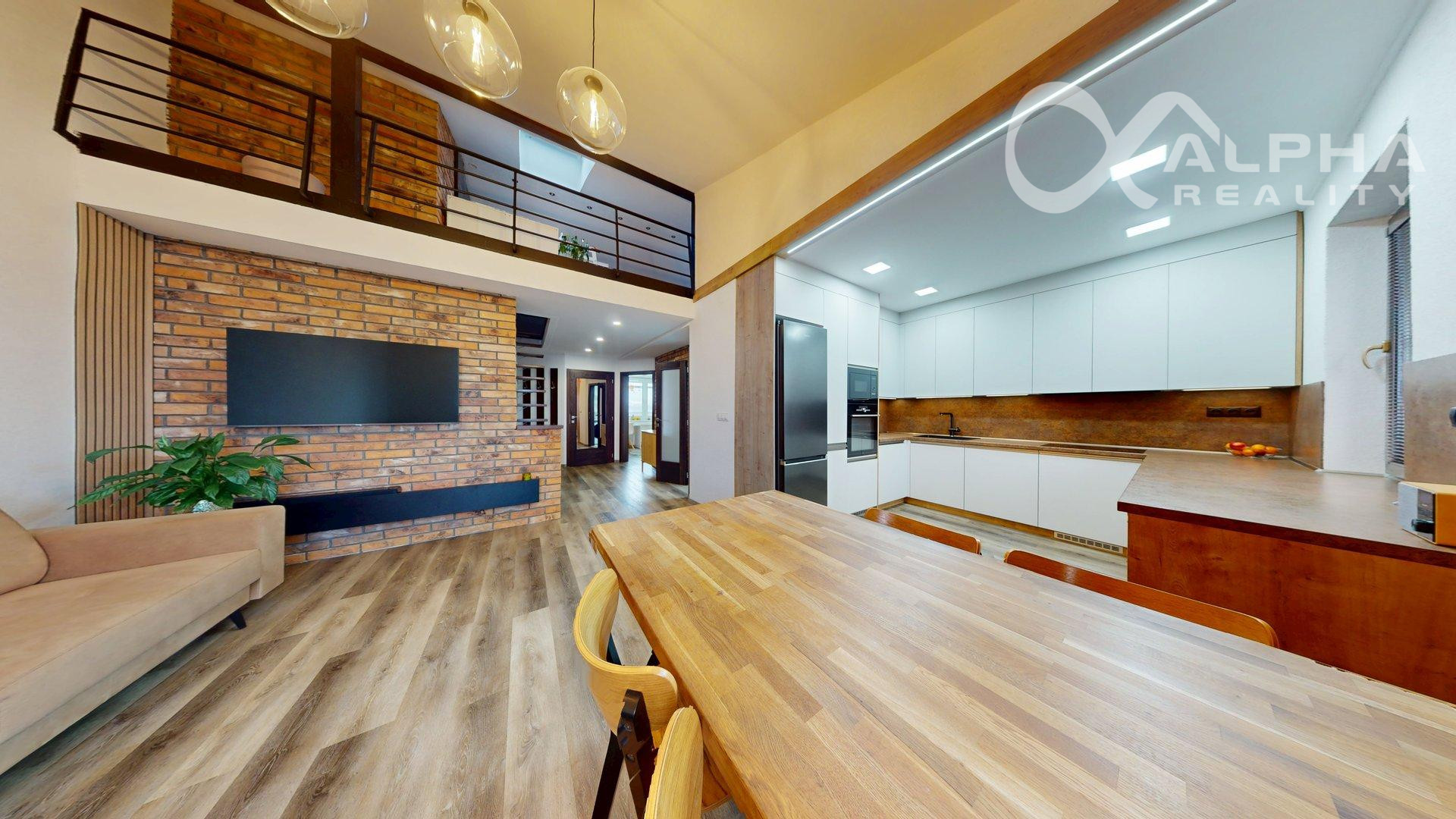 EXKLUZÍVNE 3i mezonet s loggiou, centrum, Spišská Nová Ves