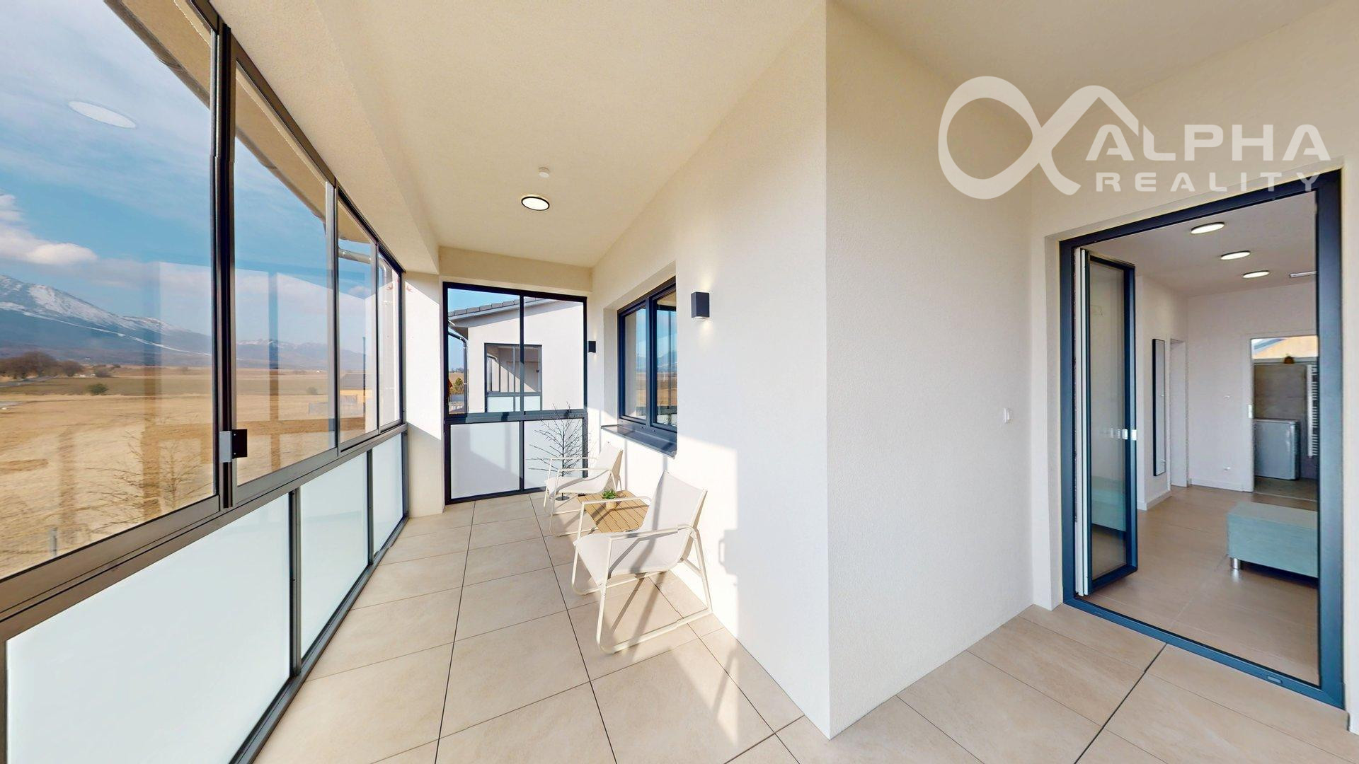 EXKLUZÍVNE 2i apartmán s terasou, parkovaním, Veľký Slavkov, okr. Poprad