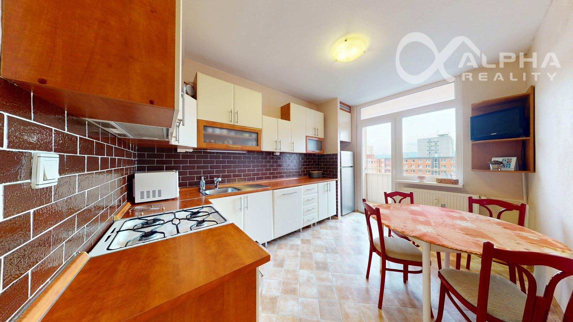 EXKLUZÍVNE 3i byt s loggiou, sídl. Západ, Spišská Nová Ves