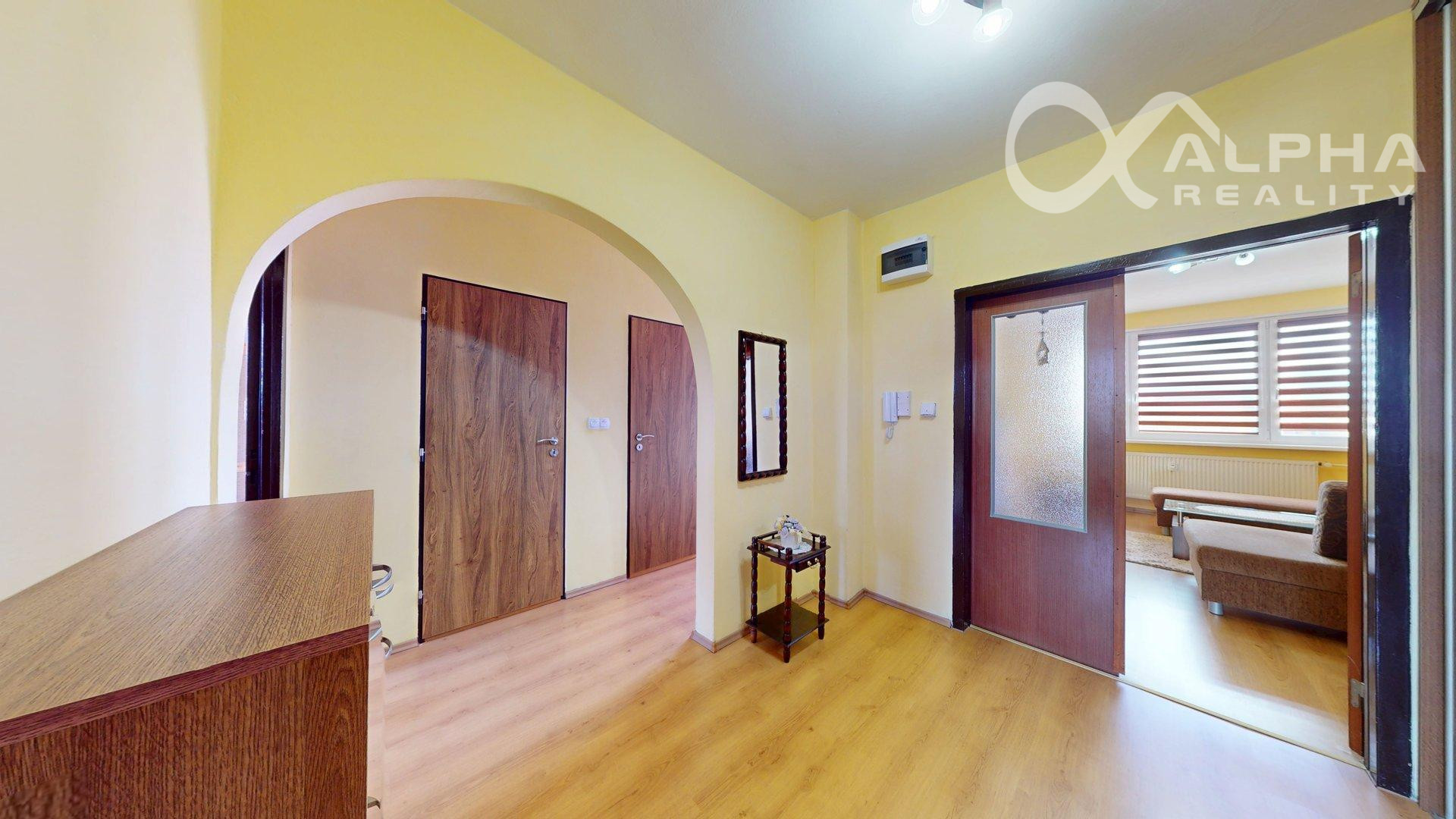 EXKLUZÍVNE 3i byt s loggiou, sídl. Západ, Spišská Nová Ves