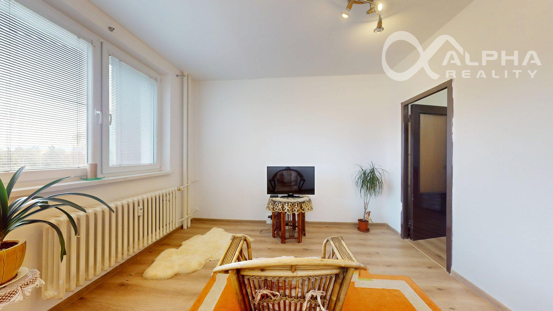 EXKLUZÍVNE 1 izbový byt s loggiou, sídl. Mier, Sp. Nová Ves