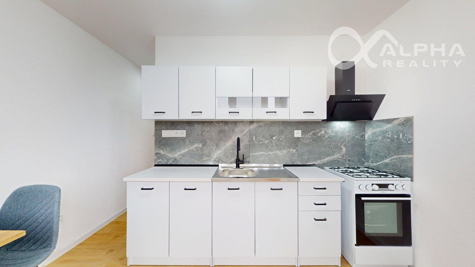 Prenájom 1 izbový byt s loggiou, centrum, Spišská Nová Ves