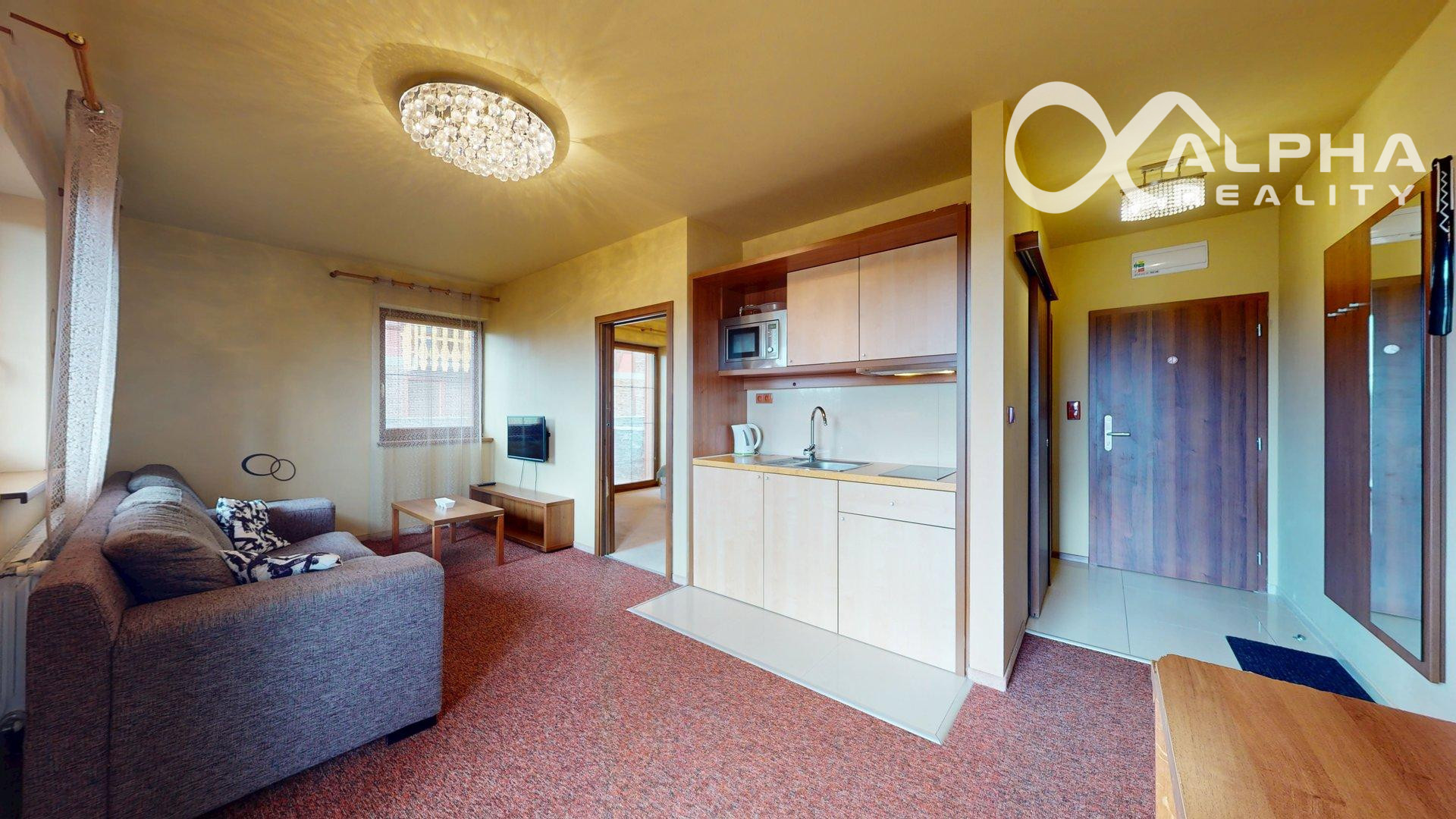 PRENÁJOM 2i apartmán s terasou, parkovaním, Veľká Lomnica