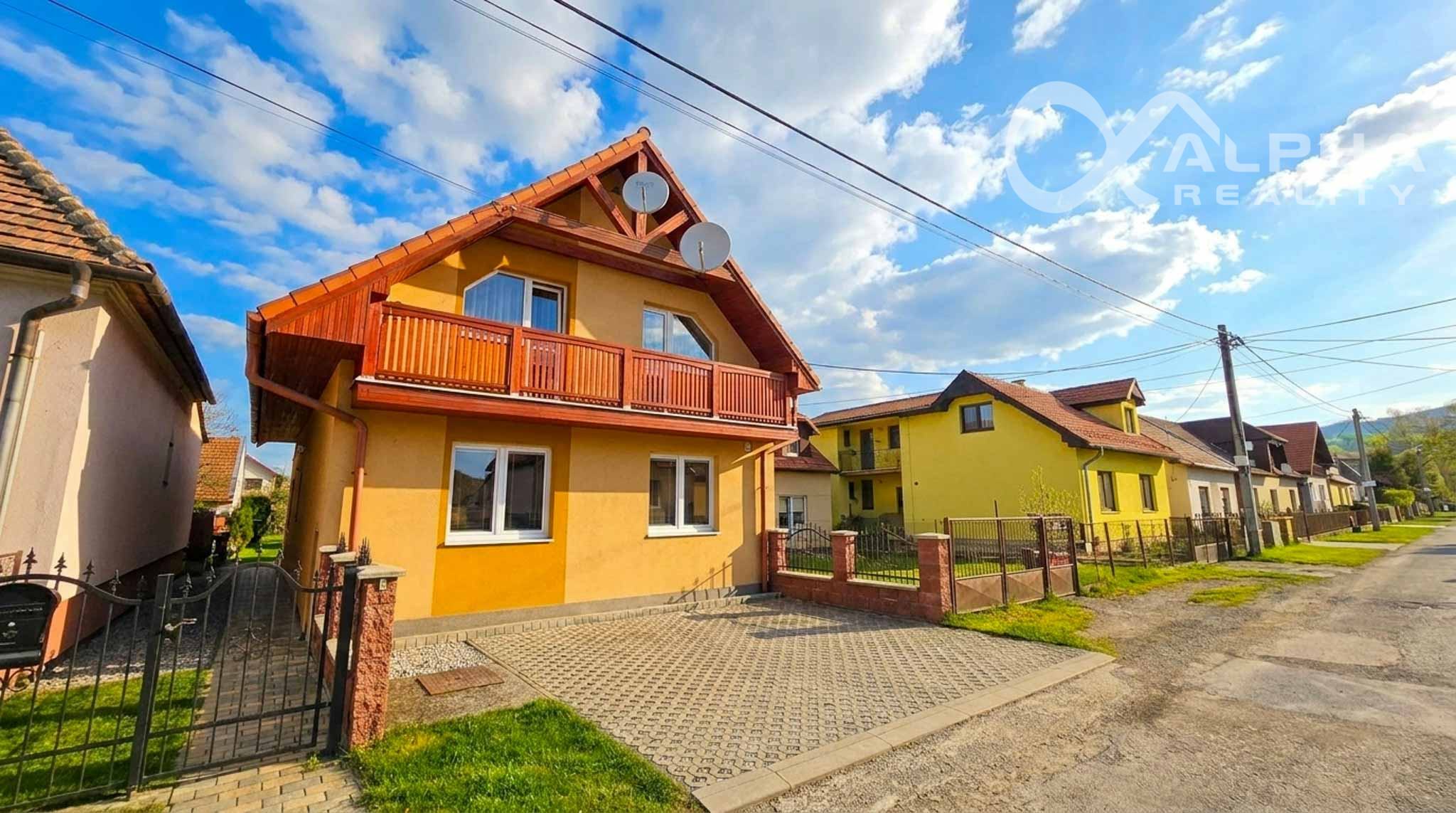 EXKLUZÍVNE dvojgeneračný rodinný dom, mesto Spišské Vlachy