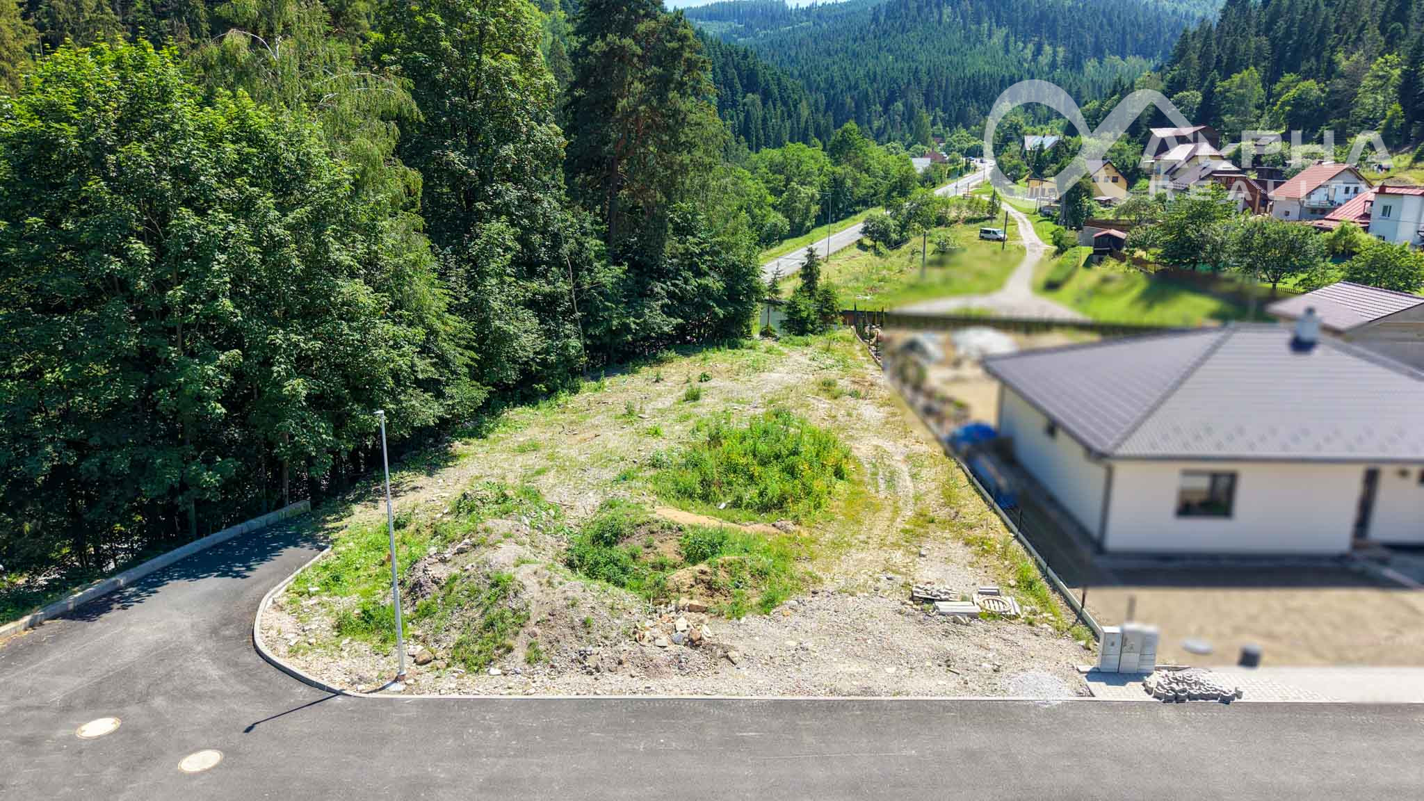EXKLUZÍVNE Stavebný pozemok, 916m2, Novoveská Huta